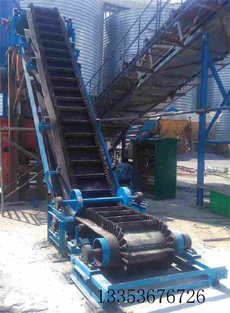 大傾角擋邊皮帶機 大傾角擋邊皮帶機