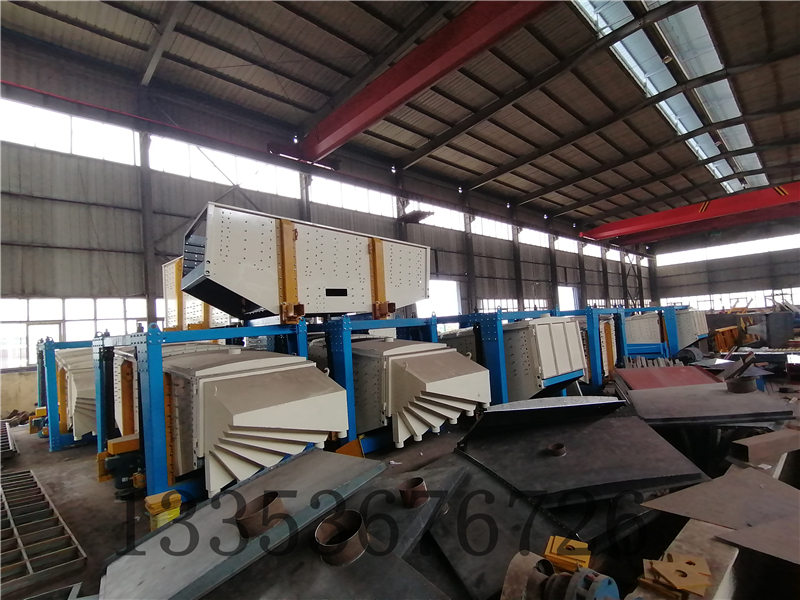 方形搖擺篩和圓形搖擺篩的主要區(qū)別在哪些方面？